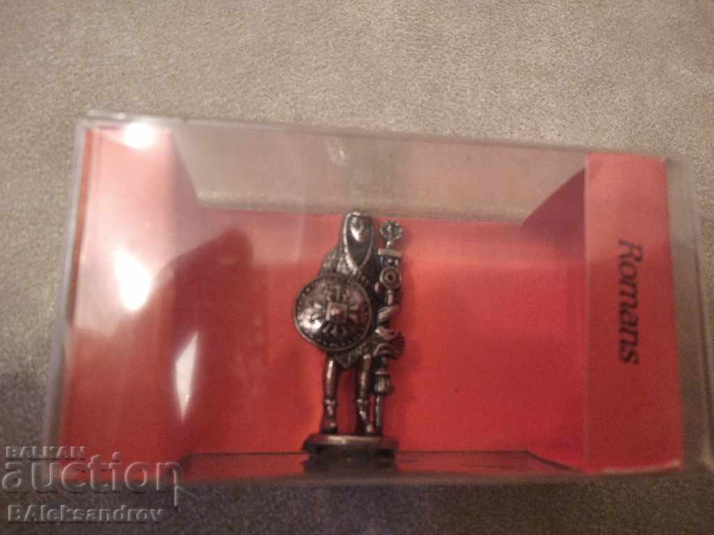 Auction  Lot of metal figures in original packaging