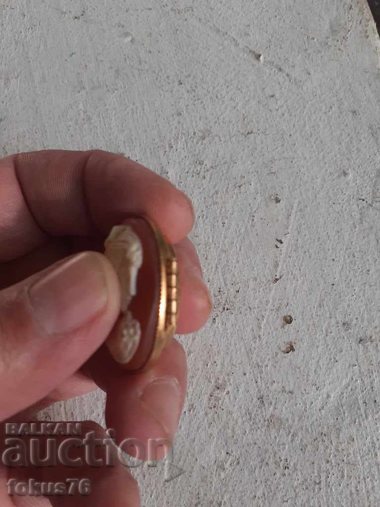 Auction Avon branded cameo Auction Avon branded cameo