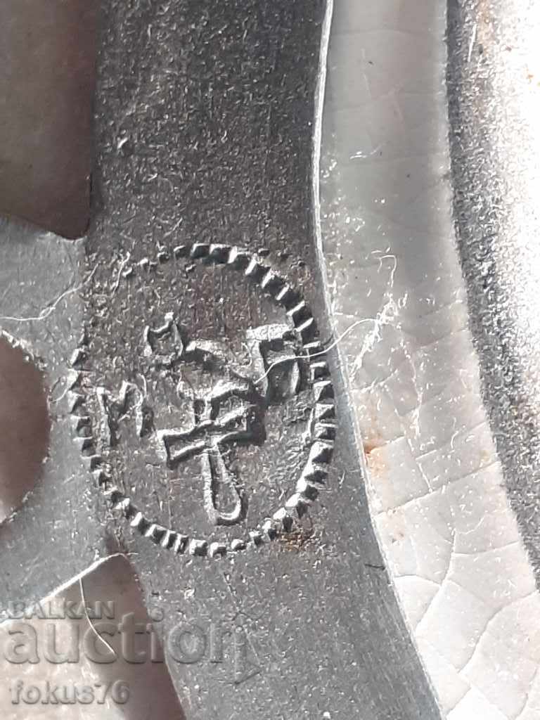 Auction Old and rare collector's plate for Bassano porcelain wall Auction Old and rare collector's plate for Bassano porcelain wall