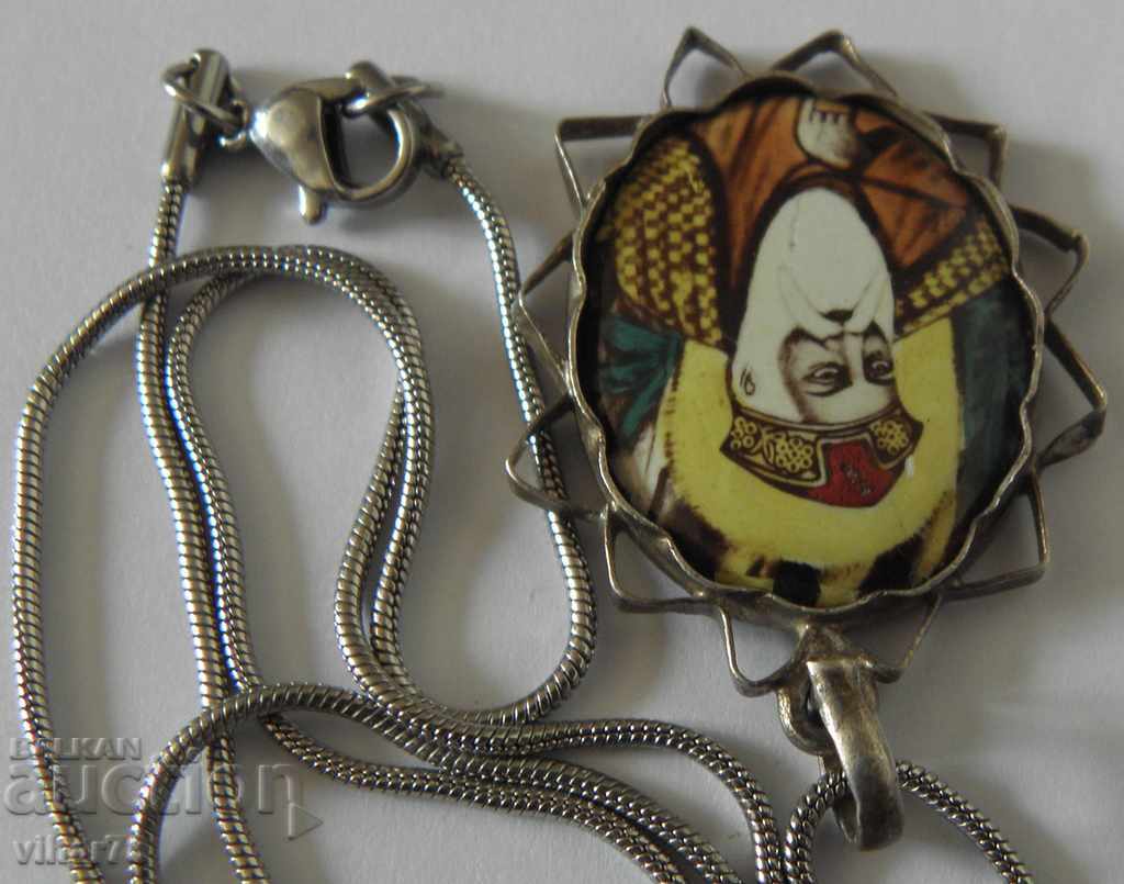 Delivery of Very beautiful silver medallion Delivery of Very beautiful silver medallion