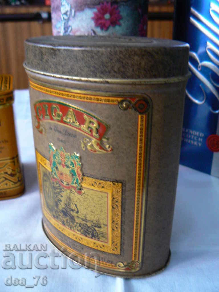 Auction Metal boxes 4 pieces Auction Metal boxes 4 pieces