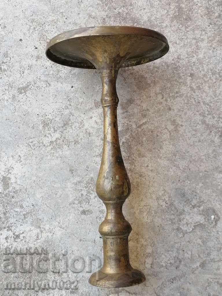 Доставка на Възрожденски бронзов свещник свещ Доставка на Възрожденски бронзов свещник свещ