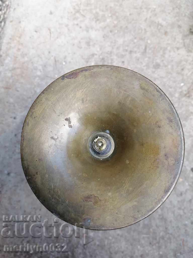 Delivery of Renaissance bronze candlestick candle Delivery of Renaissance bronze candlestick candle