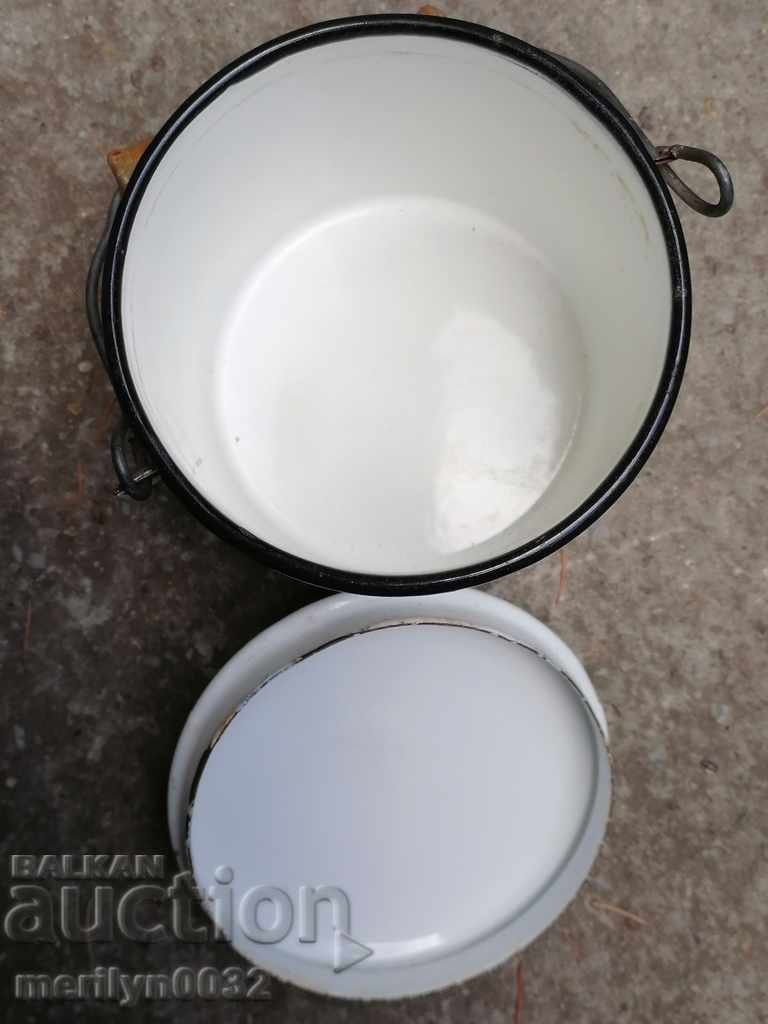 Enamelled dish from the time of the sauce jug with an enamel lid - 5 Enamelled dish from the time of the sauce jug with an enamel lid - 5