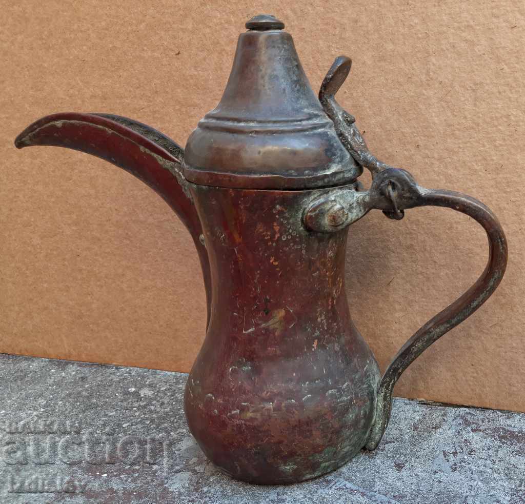 Auction Old copper Ottoman jug, kettle, coffee pot, teapot Auction Old copper Ottoman jug, kettle, coffee pot, teapot