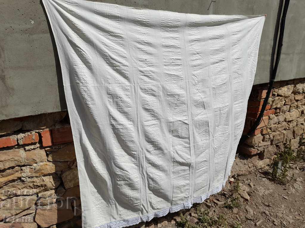 Old canary bed cover, sheet with price 50.00 BGN | € 25.56