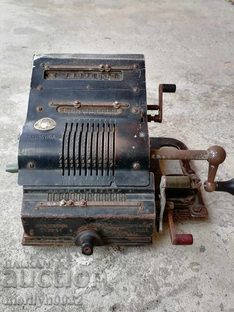 Немска изчислителна машина BRUNSVIGA калкулатор сметало