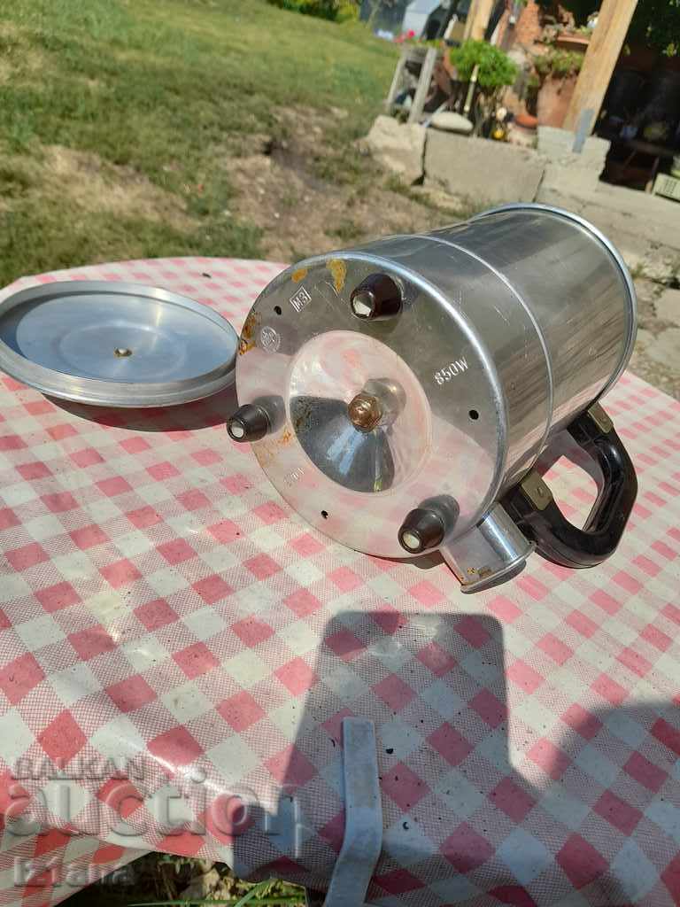 Delivery of Old aluminum electric kettle Delivery of Old aluminum electric kettle