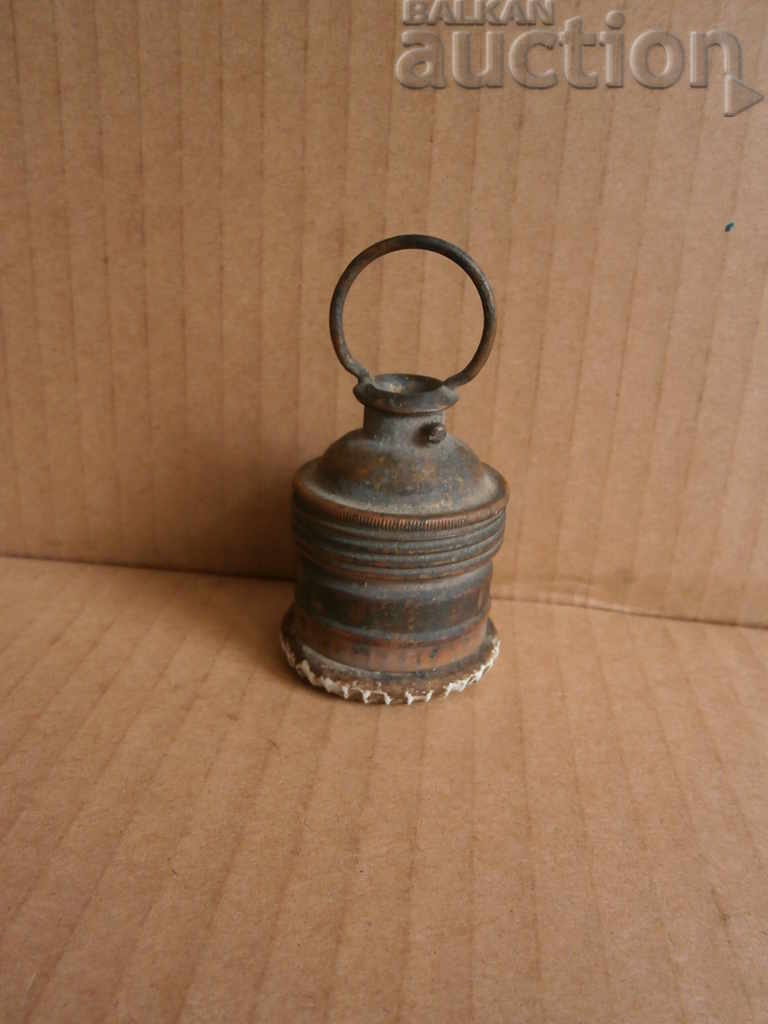 vintage socket socket from the 1930s with price 31.00 BGN | € 15.85 vintage socket socket from the 1930s with price 31.00 BGN | € 15.85