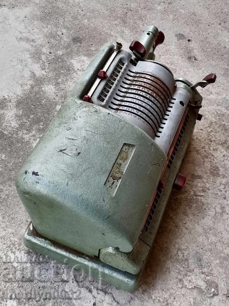 Delivery of German calculator calculator abacus Delivery of German calculator calculator abacus