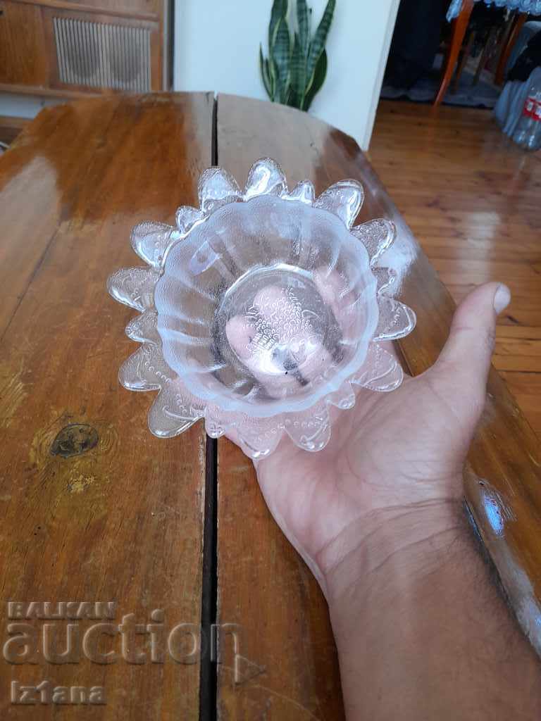 Auction Old glass bowl Auction Old glass bowl