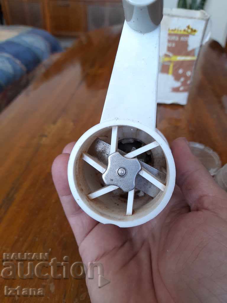 Delivery of An old coffee grinder, a mill, a coffee grinder Delivery of An old coffee grinder, a mill, a coffee grinder