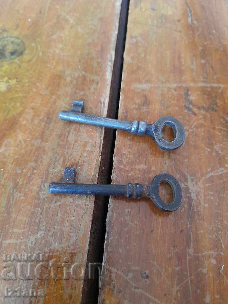 Antique key, keys with price 8.00 BGN | € 4.09 Antique key, keys with price 8.00 BGN | € 4.09