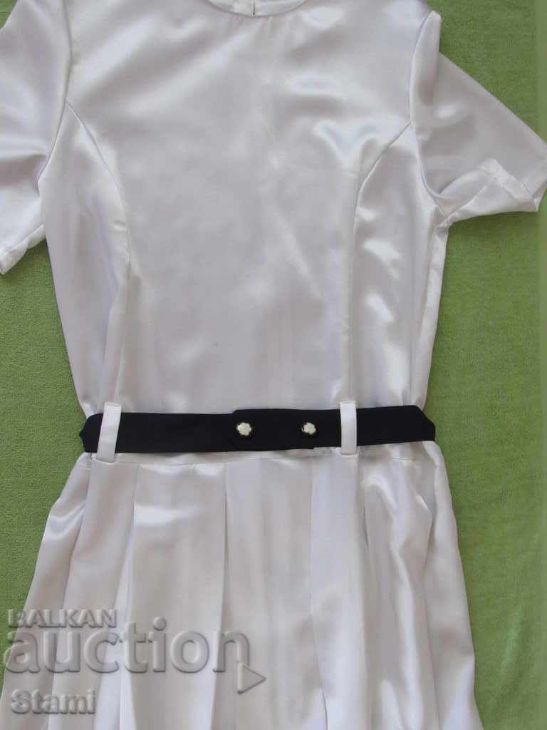 White short satin dress with short sleeves, new, size 42 - 5 White short satin dress with short sleeves, new, size 42 - 5