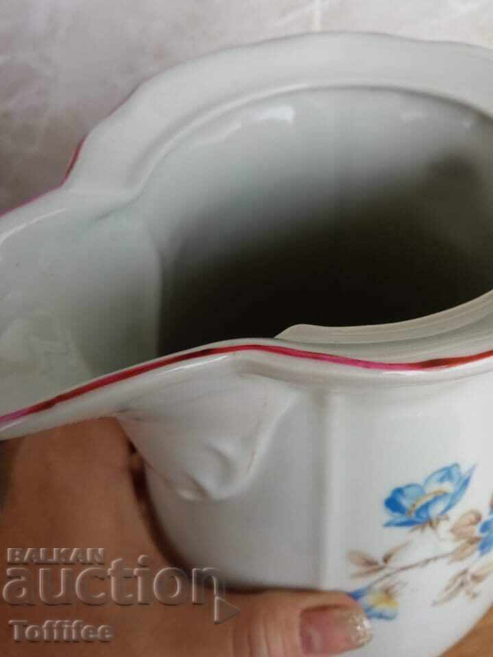 Large porcelain jug with price 90.00 BGN | € 46.02 Large porcelain jug with price 90.00 BGN | € 46.02