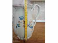 Large porcelain jug 22 cm, 2 liters