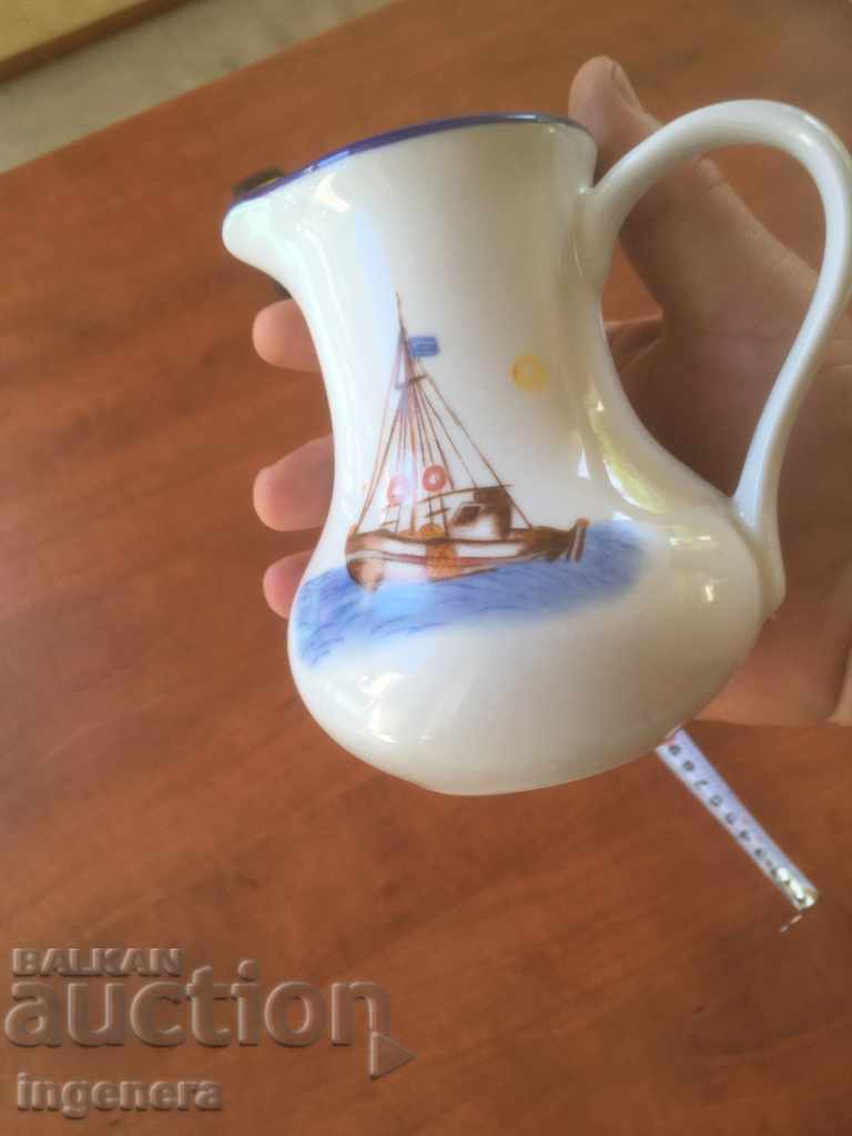 Auction PORCELAIN KETTLE JUG Auction PORCELAIN KETTLE JUG