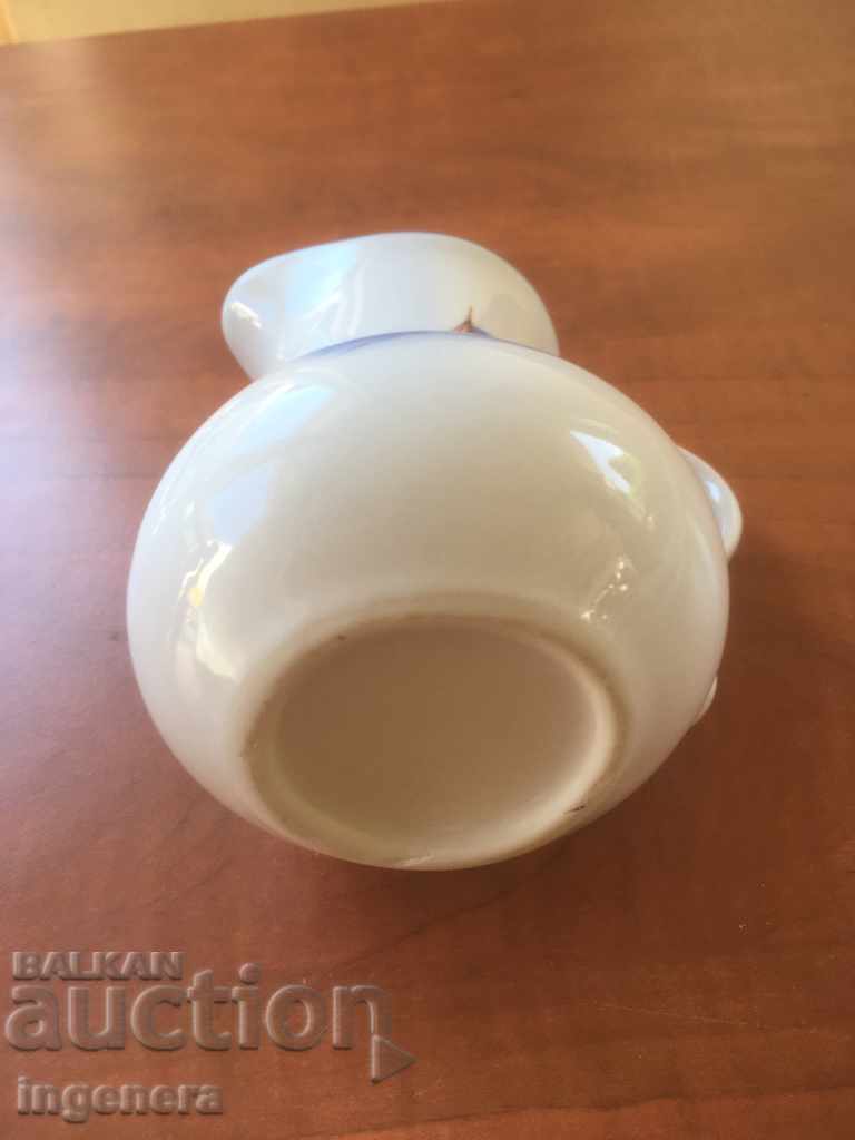 PORCELAIN KETTLE JUG - 5 PORCELAIN KETTLE JUG - 5
