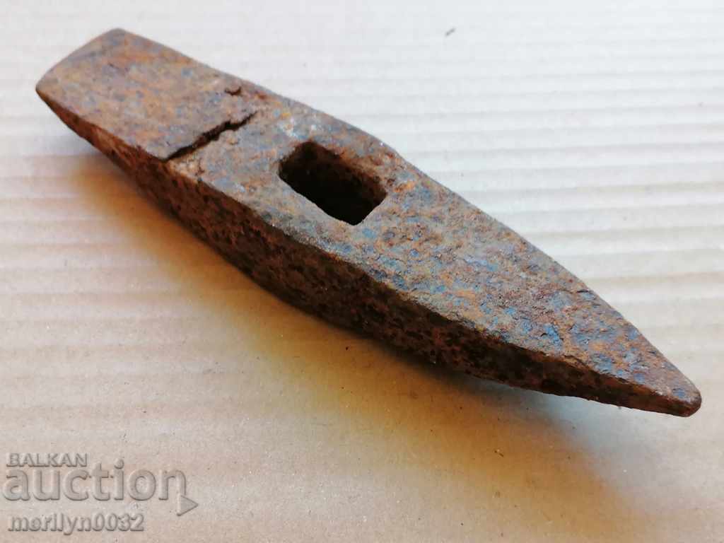 Доставка на Стар каменарски чук, инструмент, кирка