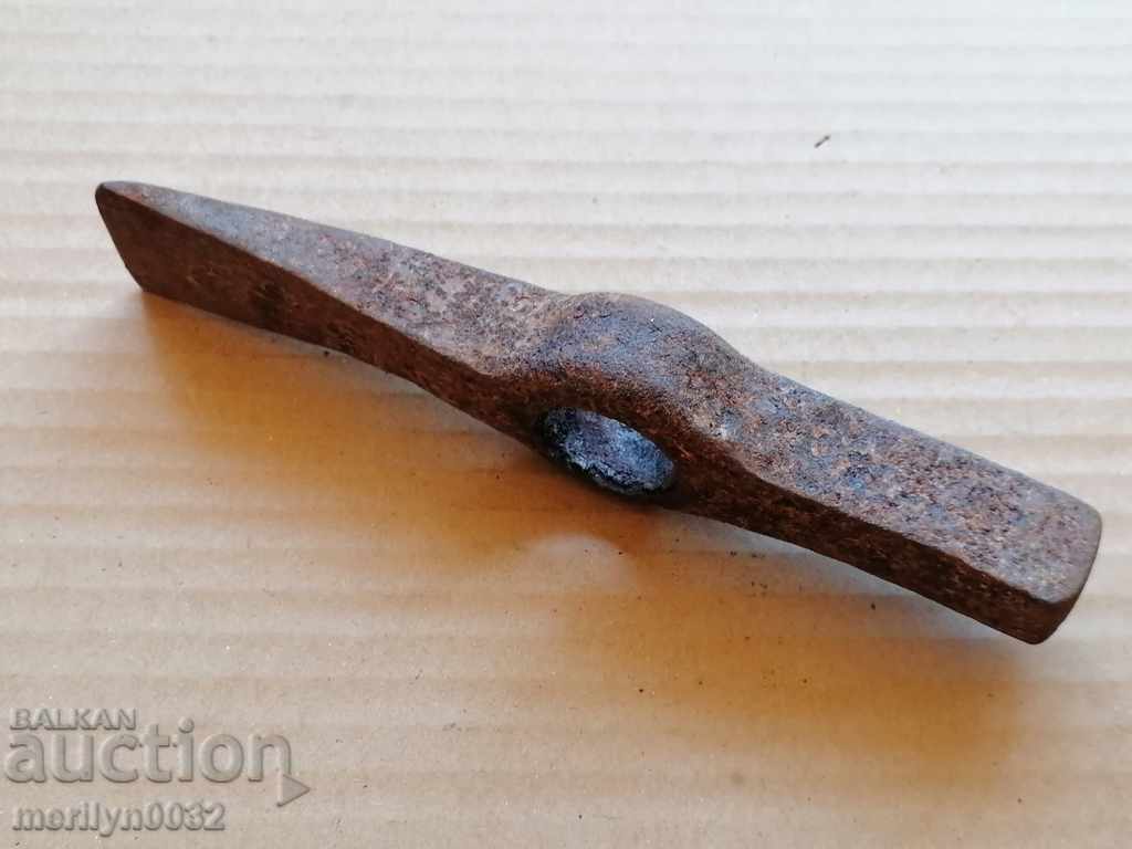 Old carpenter's hammer, tool, pickaxe with price 36.00 BGN | € 18.41 Old carpenter's hammer, tool, pickaxe with price 36.00 BGN | € 18.41