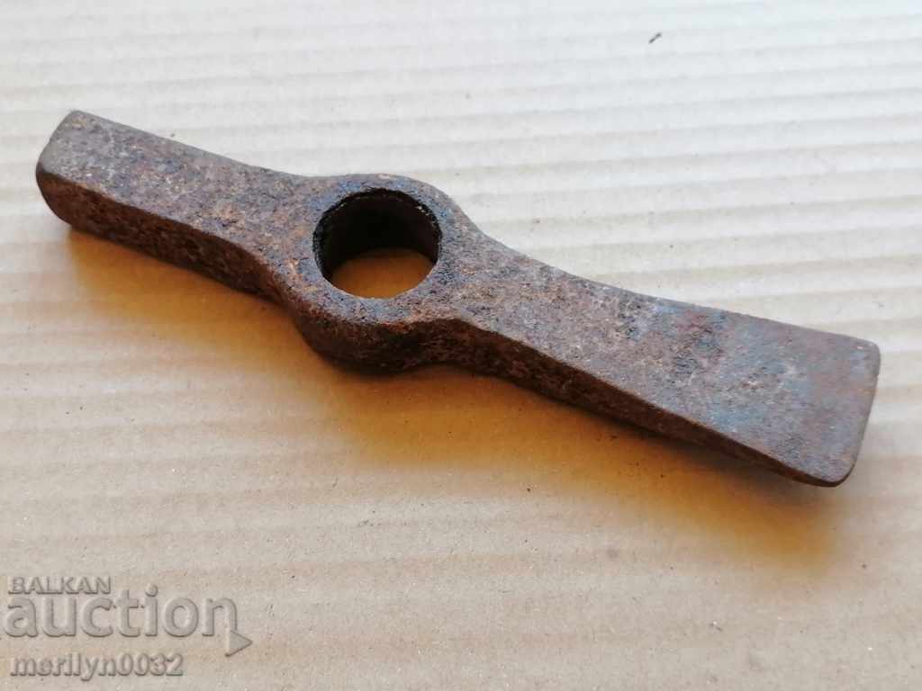 Auction Old carpenter's hammer, tool, pickaxe Auction Old carpenter's hammer, tool, pickaxe