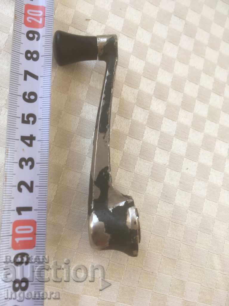 GLASS HANDLE HANDLE FOR CAR RETRO with price 4.00 BGN | € 2.05 GLASS HANDLE HANDLE FOR CAR RETRO with price 4.00 BGN | € 2.05