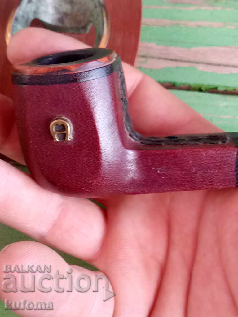 Livrarea Două țevi cu suport Livrarea Două țevi cu suport