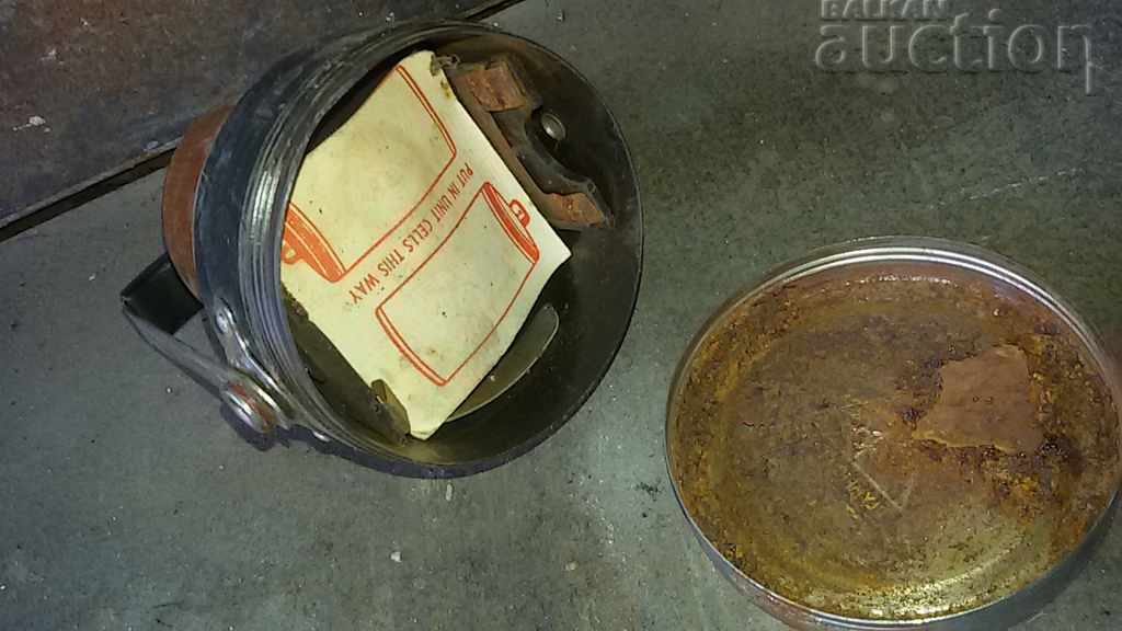 Delivery of 80s Olympic flashlight Delivery of 80s Olympic flashlight