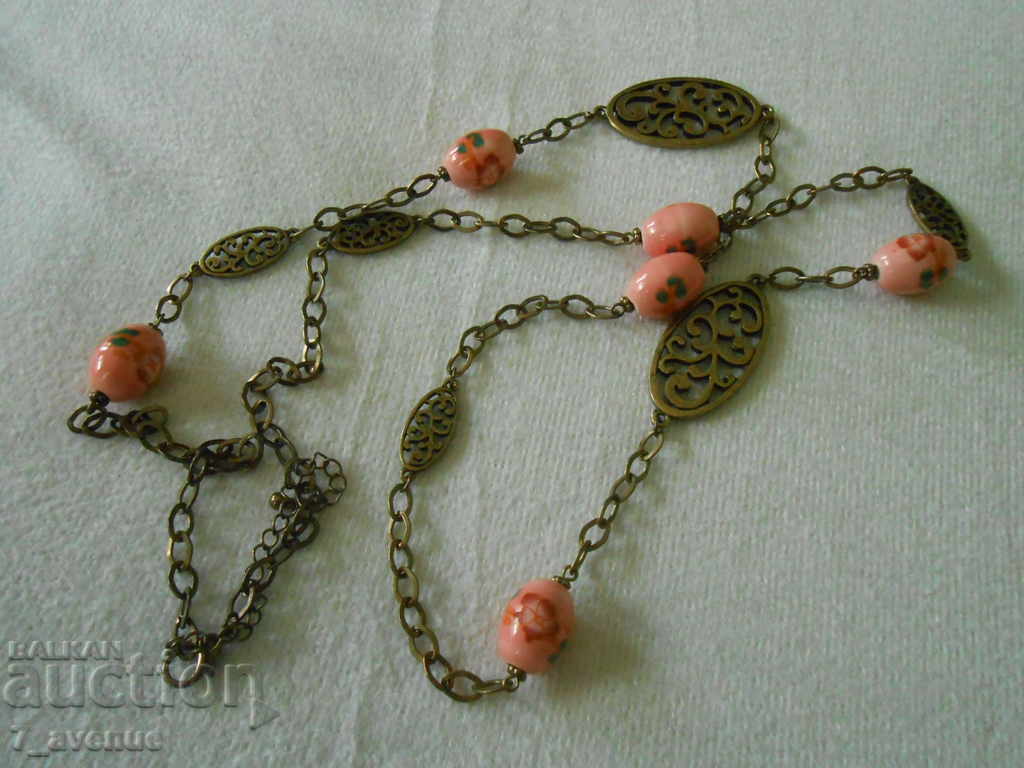 Non-standard NECKLACE 12.09.2021, VINTAGE with price 79.00 BGN | € 40.39 Non-standard NECKLACE 12.09.2021, VINTAGE with price 79.00 BGN | € 40.39