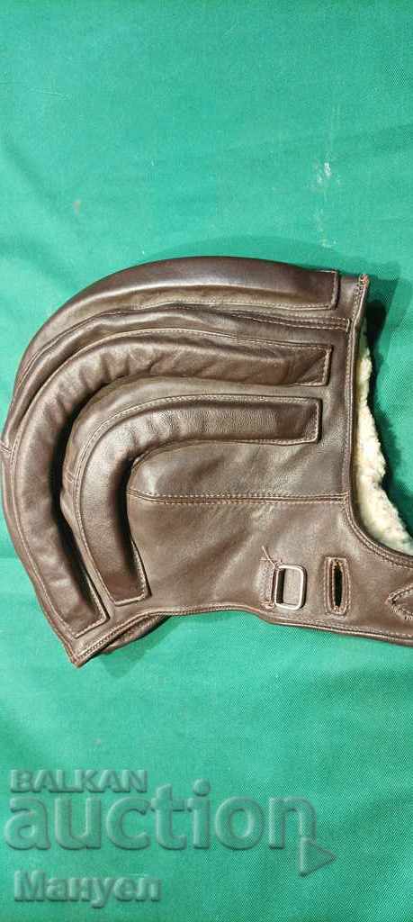 I am selling an old military parachute bonnet - winter! Brand new! with price 85.00 BGN | € 43.46 I am selling an old military parachute bonnet - winter! Brand new! with price 85.00 BGN | € 43.46
