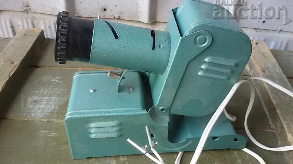 antique projector 60s with price 31.00 BGN | € 15.85
