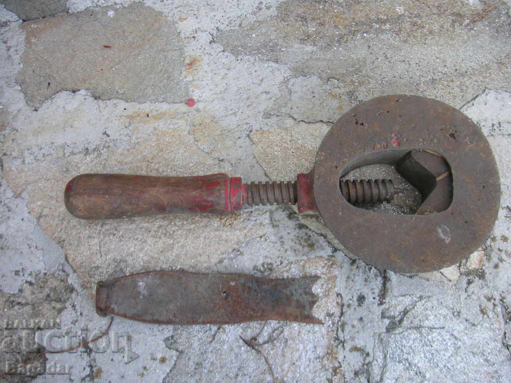 Old carpentry tool - 5 Old carpentry tool - 5