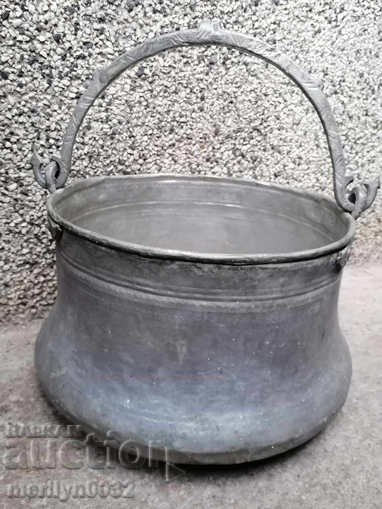 Tinned coin, cauldron, copper, copper vessel with price 136.00 BGN | € 69.54 Tinned coin, cauldron, copper, copper vessel with price 136.00 BGN | € 69.54