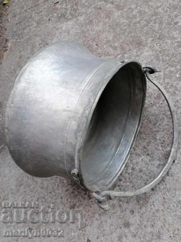 Delivery of Tinned coin, cauldron, copper, copper vessel Delivery of Tinned coin, cauldron, copper, copper vessel