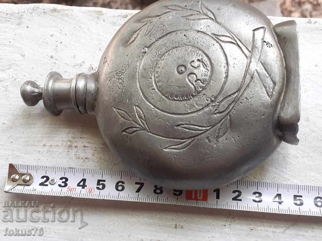 Livrarea Un vechi Revival haidouk păun de staniu de plumb