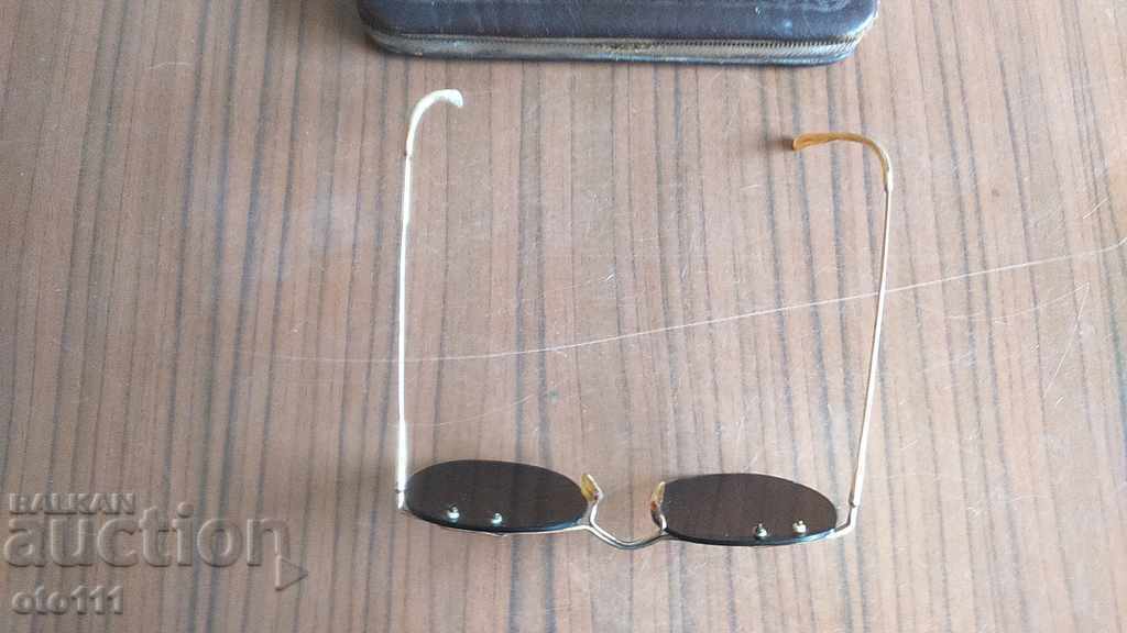 OLD GOLD PLATED SUNGLASSES with price 50.00 BGN | € 25.56 OLD GOLD PLATED SUNGLASSES with price 50.00 BGN | € 25.56