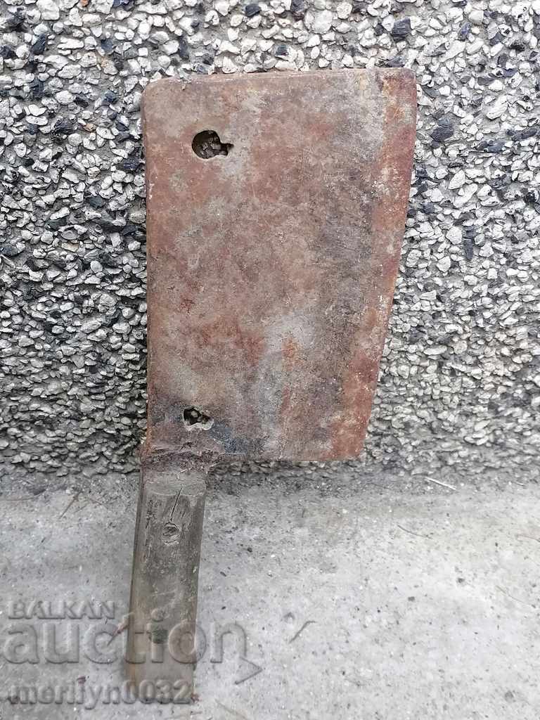 Auction  Satyr, axe, knife, wrought iron