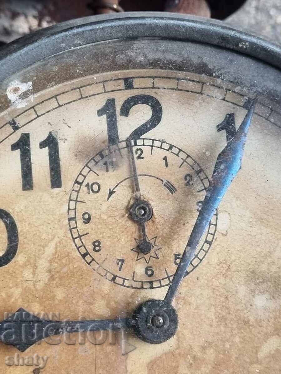 Old alarm clock. Original watch with price 35.00 BGN | € 17.90 Old alarm clock. Original watch with price 35.00 BGN | € 17.90