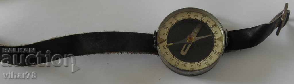 Auction Old army compass number 2 Auction Old army compass number 2