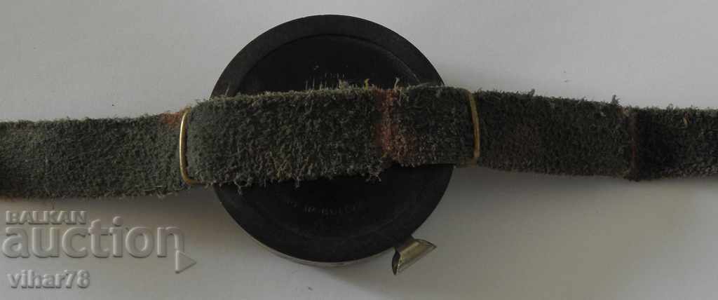 Delivery of Old army compass number 2 Delivery of Old army compass number 2