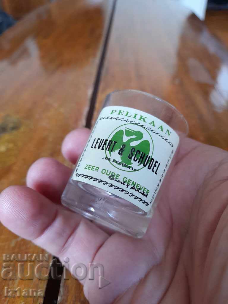 Auction Old cup, Pelikaan cup Auction Old cup, Pelikaan cup