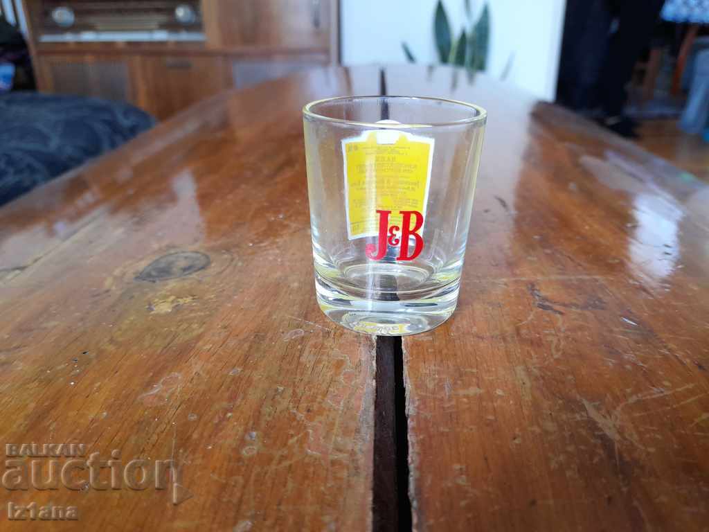 Παλιό ποτήρι, κύπελλο J&B με τιμή 12.00 BGN | € 6.14 Παλιό ποτήρι, κύπελλο J&B με τιμή 12.00 BGN | € 6.14