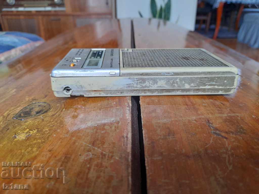 Old radio, Grundig radio with price 30.00 BGN | € 15.34 Old radio, Grundig radio with price 30.00 BGN | € 15.34