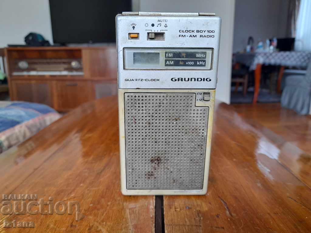 Παλιό ραδιόφωνο, ραδιόφωνο Grundig