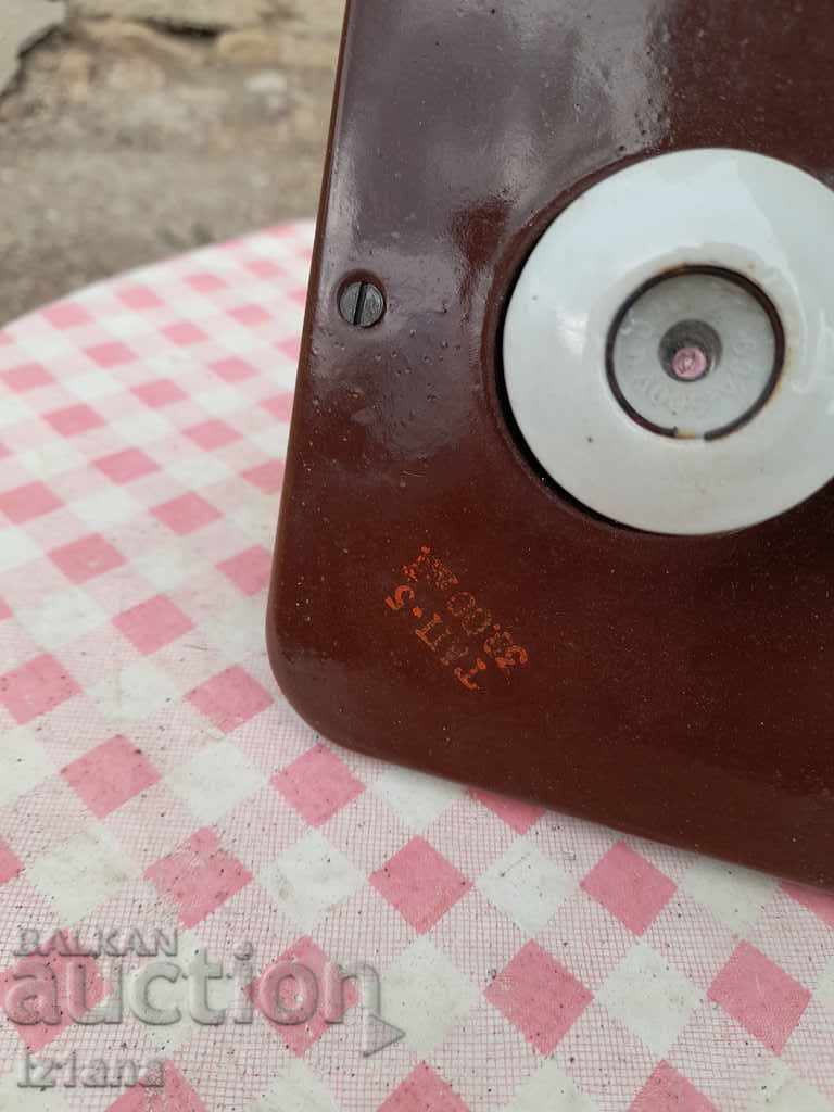 Δημοπρασία Staro Bushonno, Ηλεκτρικός πίνακας