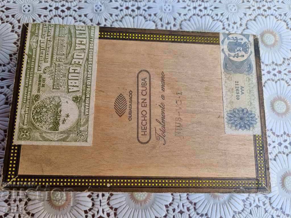Auction Old box of cigars Auction Old box of cigars
