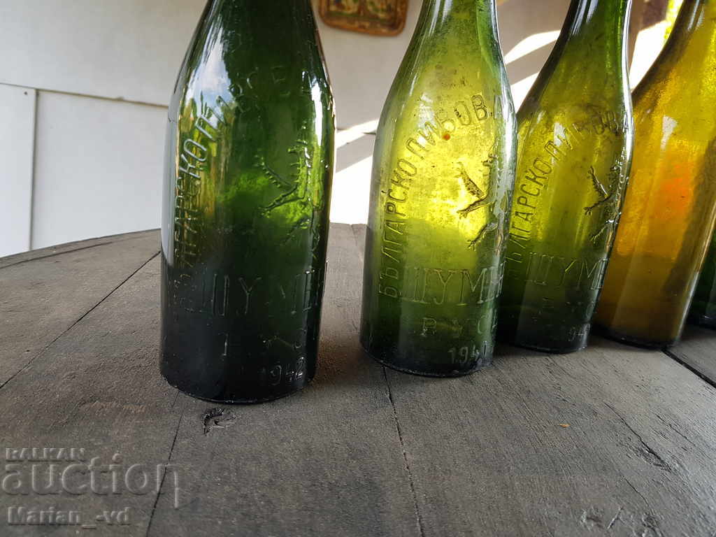 Стари бирени шишета 5 броя с цена 50.00 лв. | € 25.56 Стари бирени шишета 5 броя с цена 50.00 лв. | € 25.56