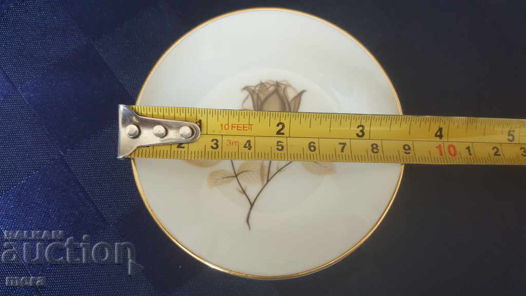 Delivery of Rosenthal porcelain plates