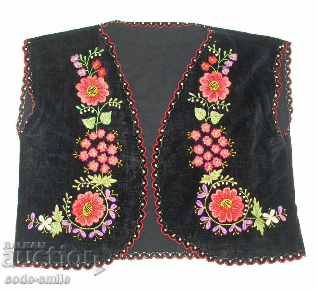 Old Revival women's vest with embroidery