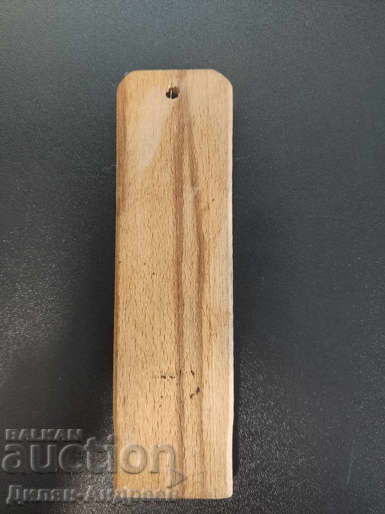 Auction Antique wooden grater from the 20th century Auction Antique wooden grater from the 20th century